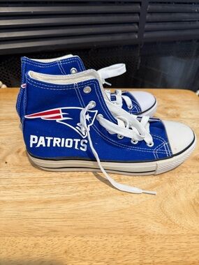 New WO/Box New England Patriots Sneakers Shoes Unisex Women’s 6.5-7 Mens 5.5